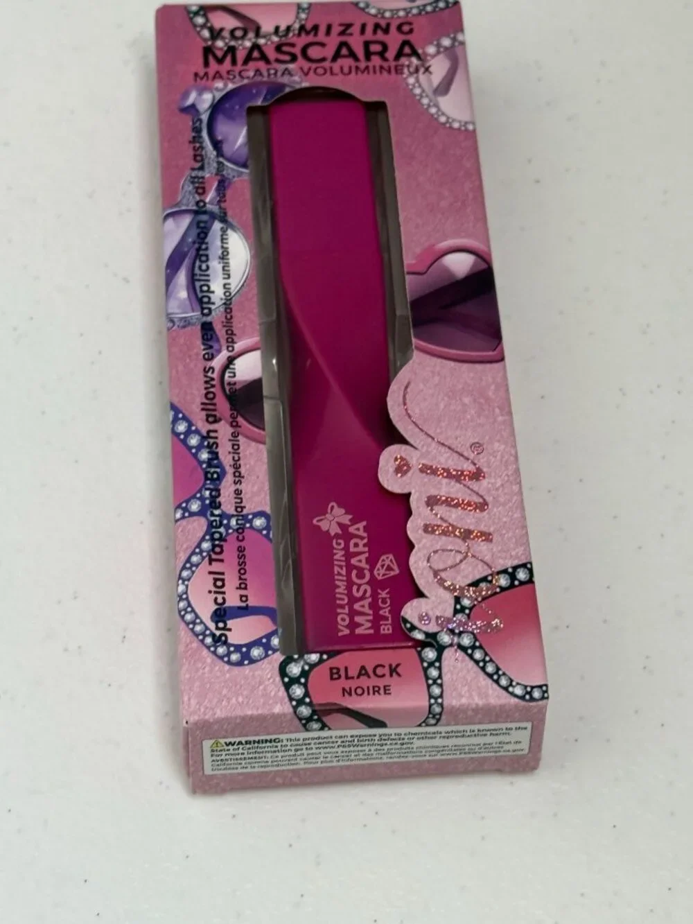Ioni Black Volumizing Mascara Fashionista New